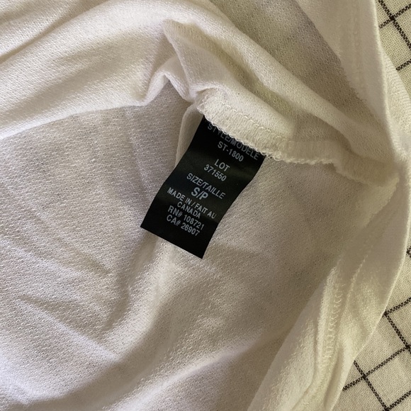 Lightweight White Scoopneck Tank - Picture 2 of 3